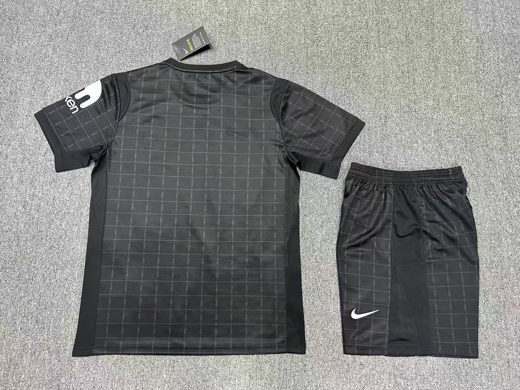 Tottenham - Visita - Uniforme