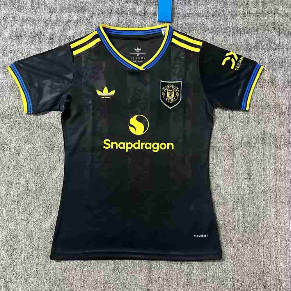 Manchester United 25/26 - Tercera - Fan - Mujer