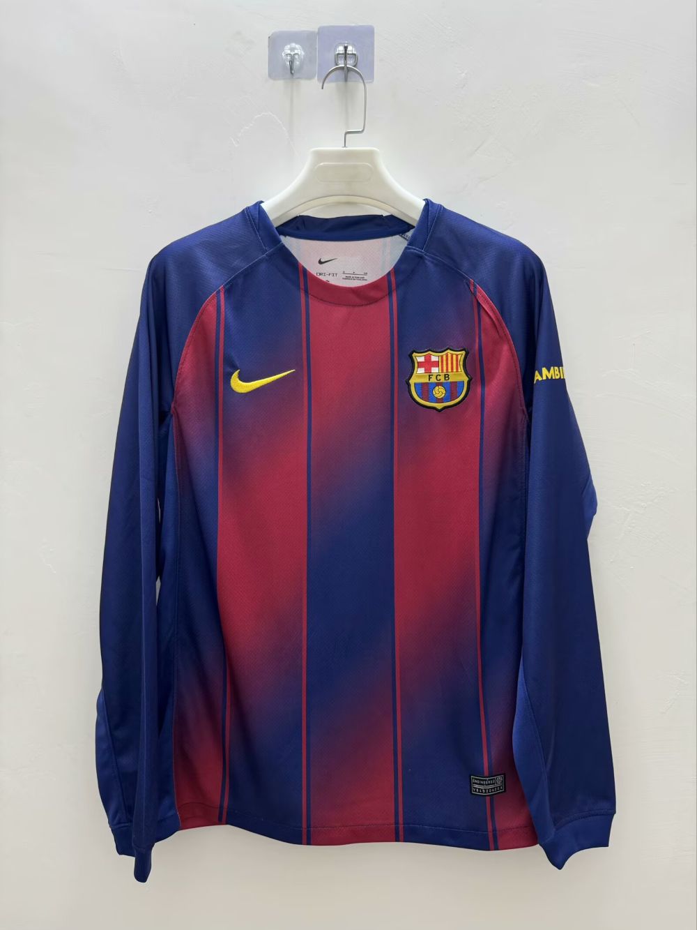 Barcelona 25/26 - Local - Fan - Manga Larga