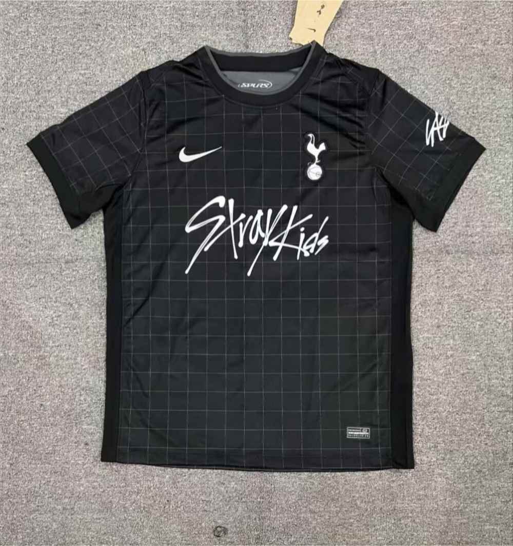 Tottenham 25/26 - Edición Especial - Fan