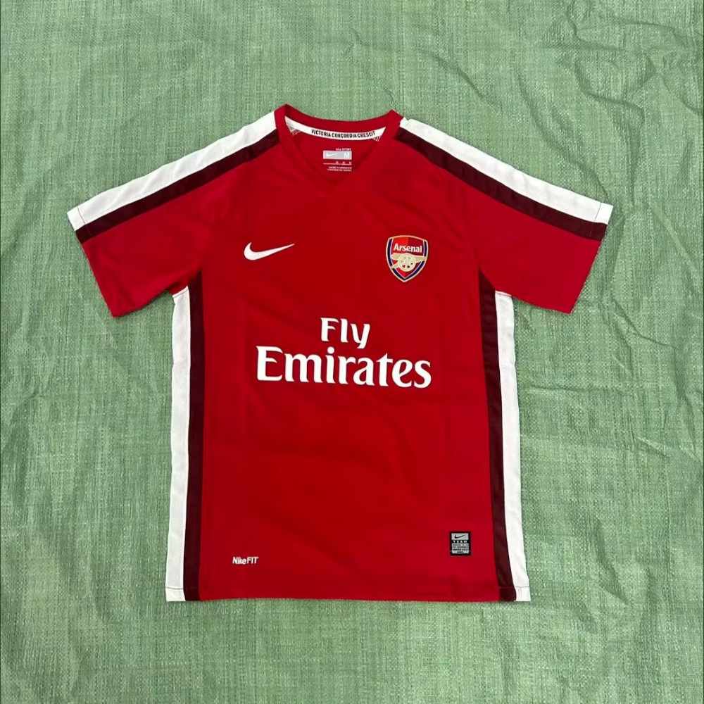 Arsenal 08/10 - Local - Fan - Retro
