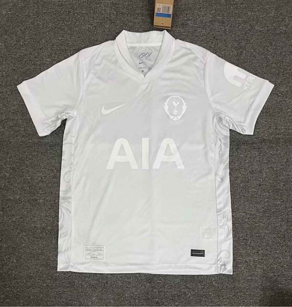 Tottenham 26/27 - Edición Especial - Fan