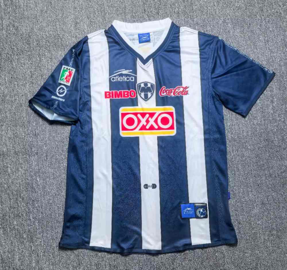 Monterrey 00/01 - Local - Fan - Retro