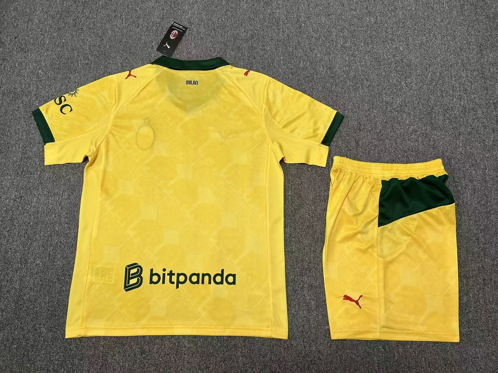 AC Milán - Tercero - Uniforme