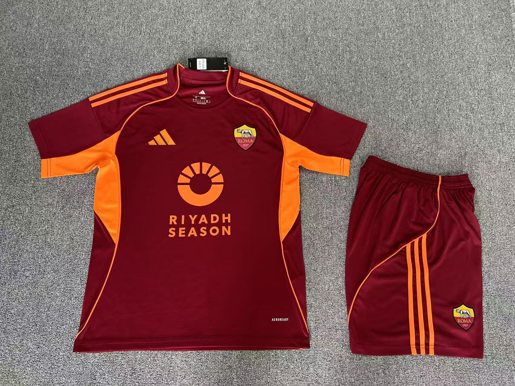 Roma - Local - Uniforme