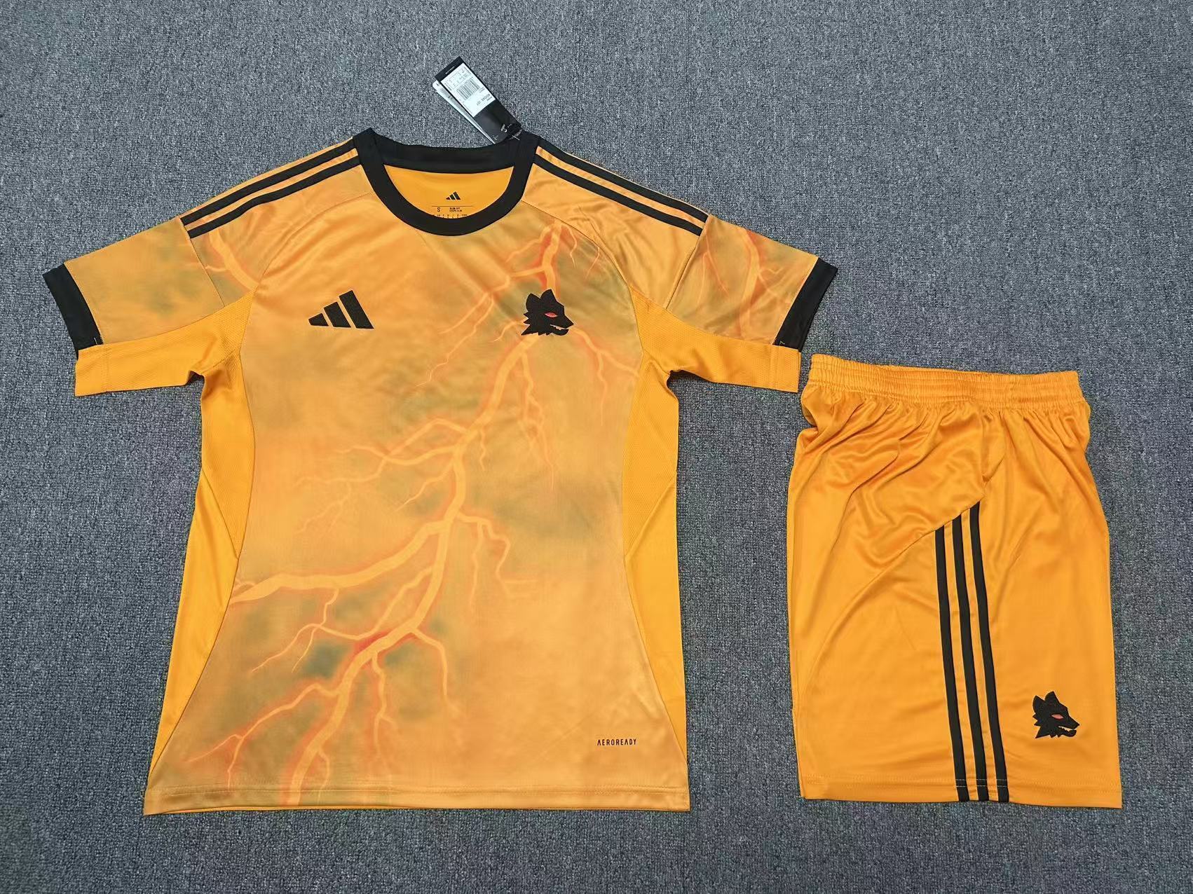Roma - Tercero - Uniforme