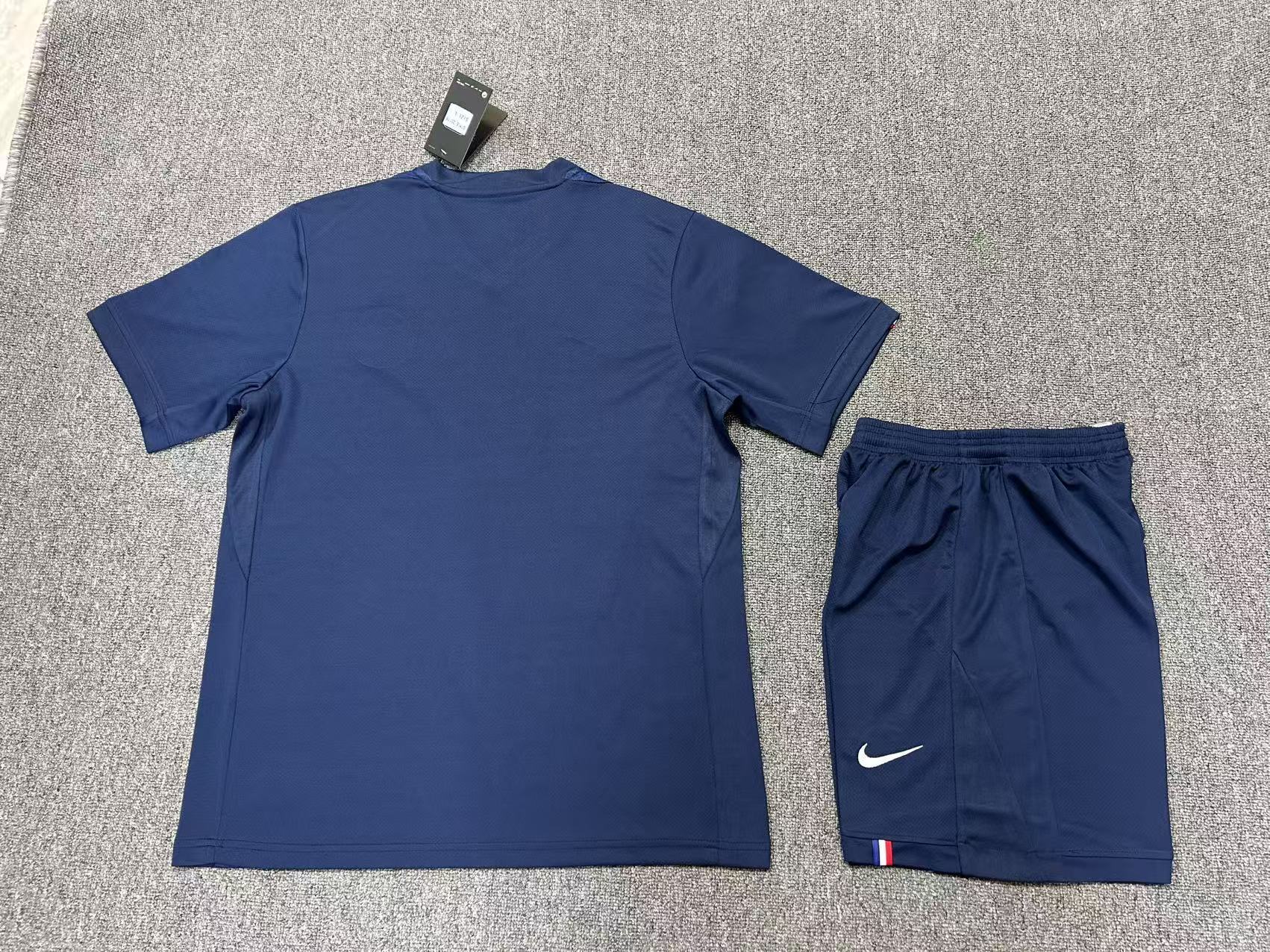 PSG - Local - Uniforme