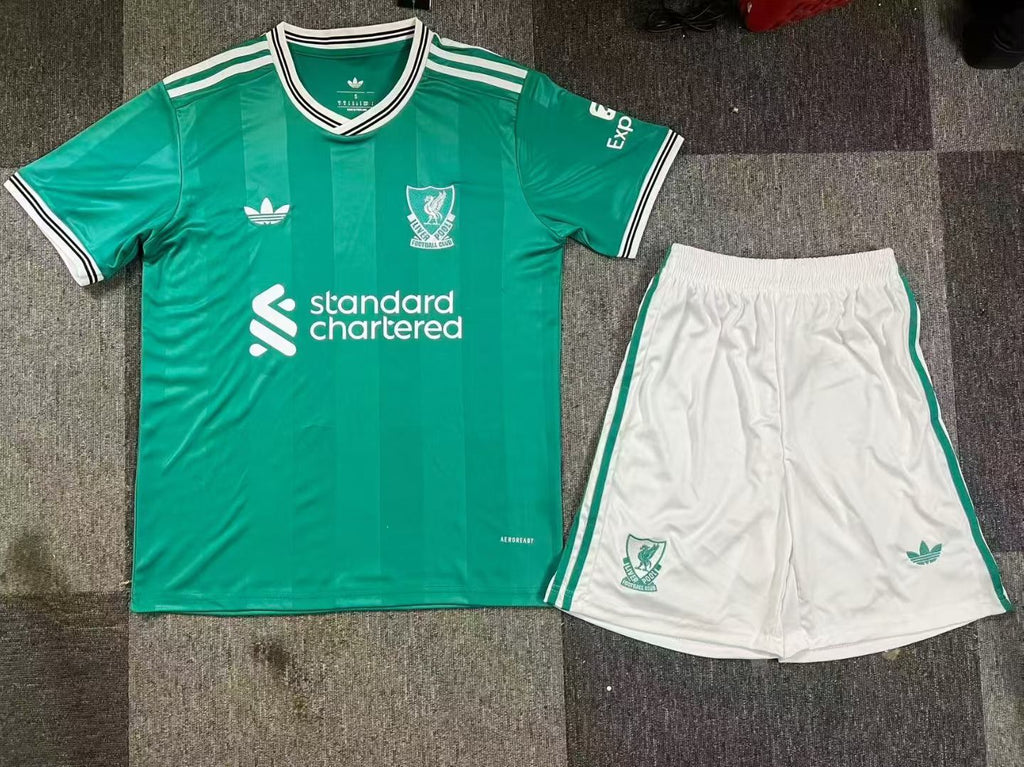 Liverpool Tercero Short Blanco - Uniforme