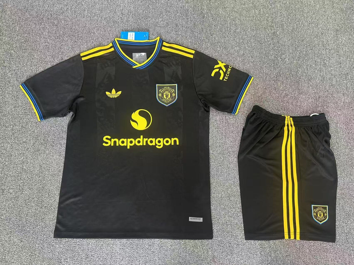 Manchester United - Tercero - Uniforme