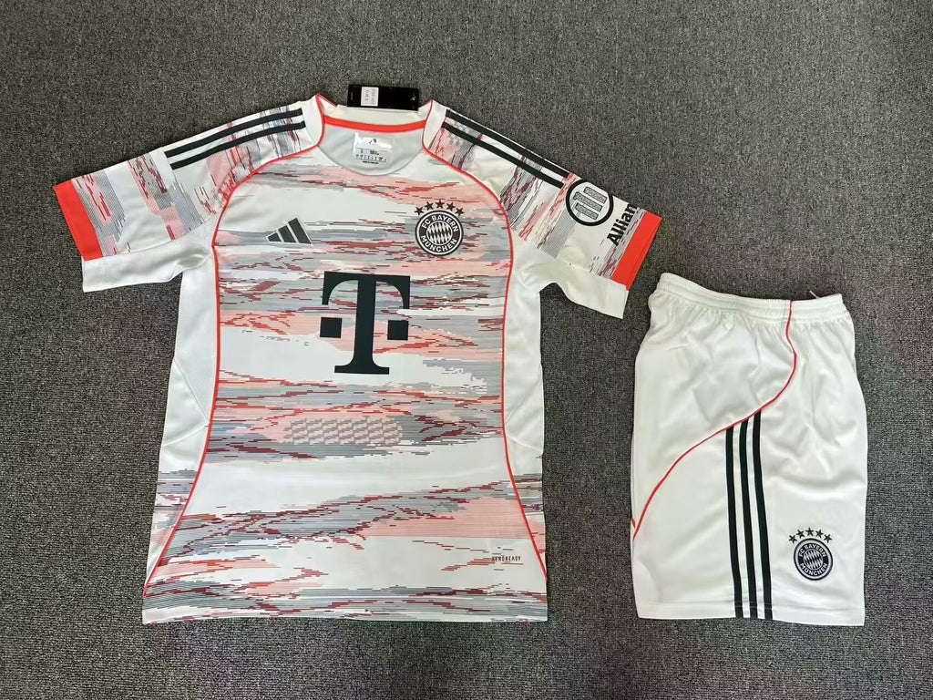 Bayern - Visita - Uniforme