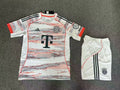 Bayern - Visita - Uniforme