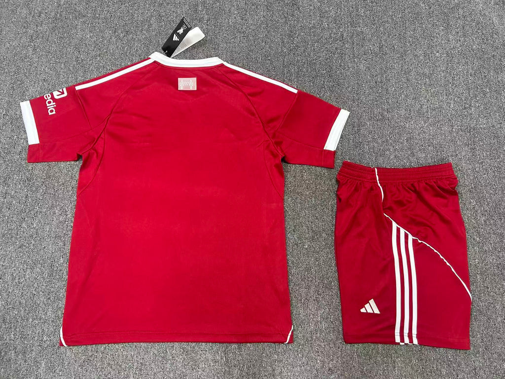 Liverpool - Local - Uniforme