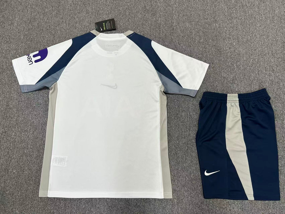 Tottenham - Local - Uniforme