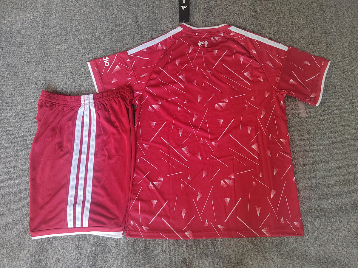 Liverpool - Local - Uniforme