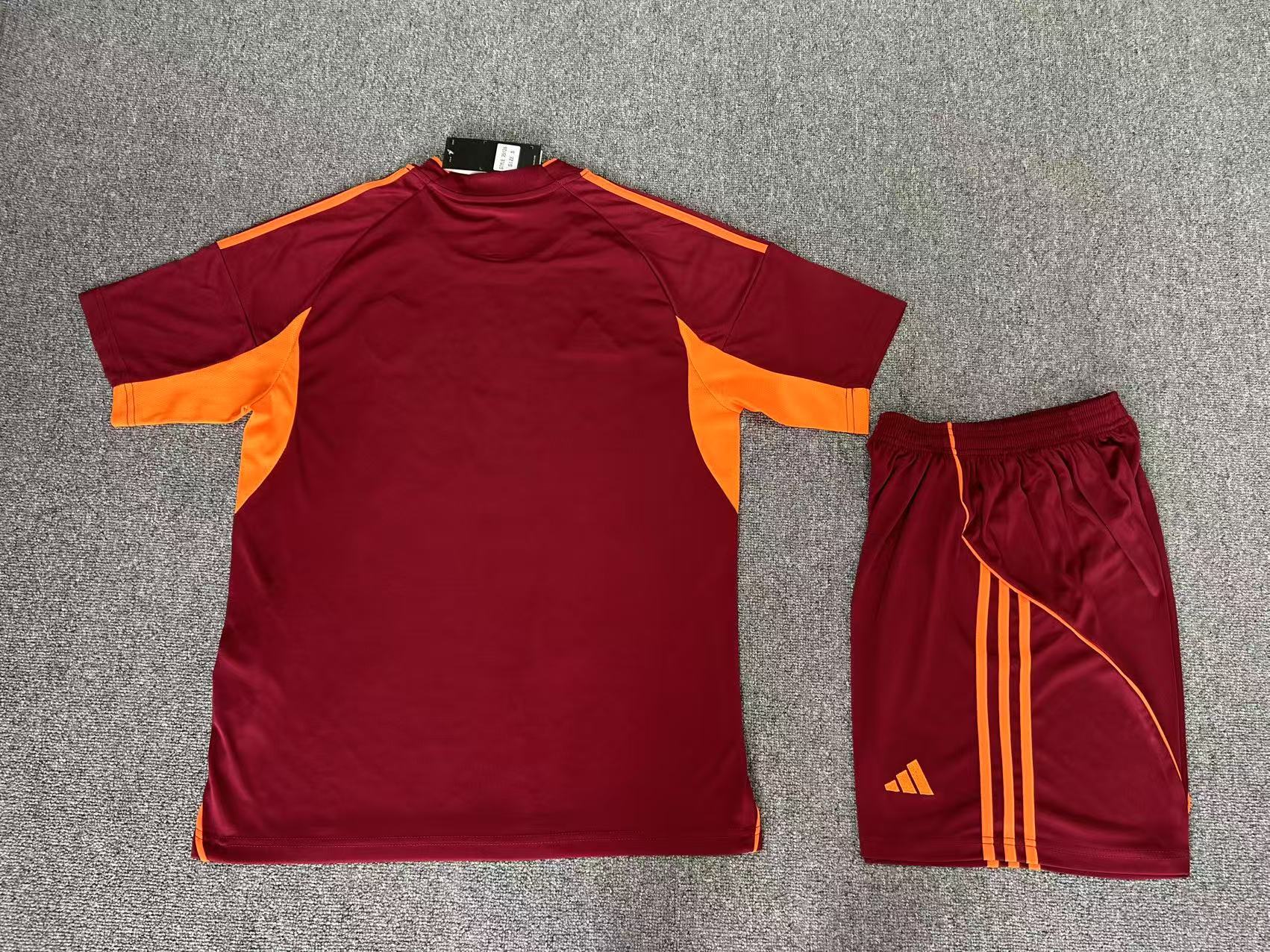 Roma - Local - Uniforme